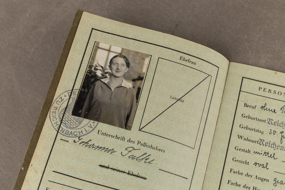 WW2 Tysk "Deutsches Reich Reisepass". Original.