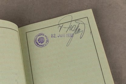 WW2 Tysk "Deutsches Reich Reisepass". Original.