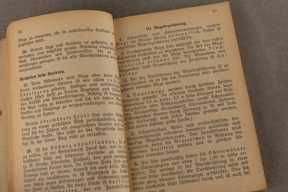 WW2 Tysk Heer "Taschenbuch für den Winterkrieg" Instruktionsbog. Original.