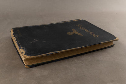 WW2 Tysk Stor Kriegsmarine "Flaggenbuch". Stemplet "Kommando der Marinestation der Nordsee". Sjælden. Original.