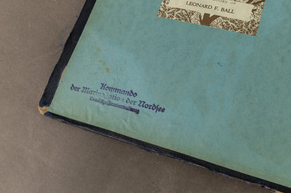 WW2 Tysk Stor Kriegsmarine "Flaggenbuch". Stemplet "Kommando der Marinestation der Nordsee". Sjælden. Original.