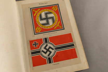 WW2 Tysk Stor Kriegsmarine "Flaggenbuch". Stemplet "Kommando der Marinestation der Nordsee". Sjælden. Original.