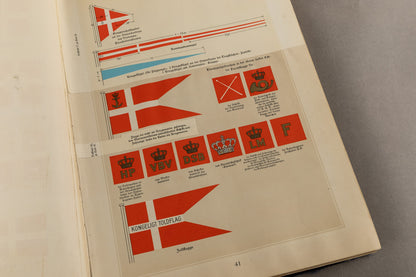 WW2 Tysk Stor Kriegsmarine "Flaggenbuch". Stemplet "Kommando der Marinestation der Nordsee". Sjælden. Original.