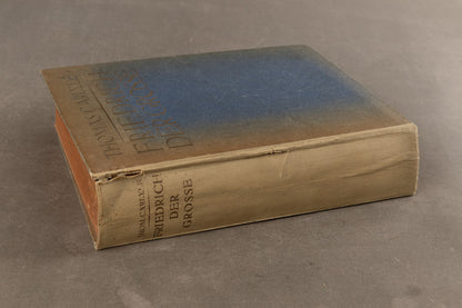 WW1/WW2 Tysk Bog "Friedrich der Große". Med håndskrevet hilsen. Original.