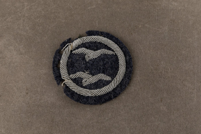 WW2 Tysk Officer Segelfliegerabzeichen i Stof. Til påsyning på uniformen. Sjælden. Original.