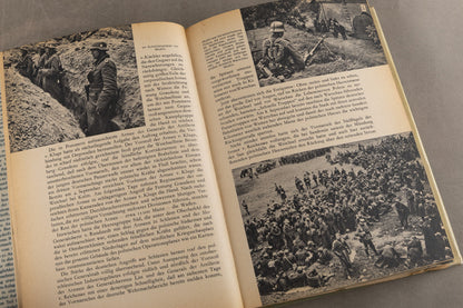 WW2 Tysk "Die Wehrmacht" Bog. Original.
