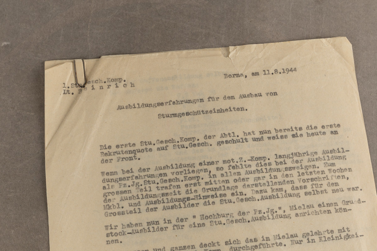 WW2 Tysk "Pz.Jgr. Sturmgeschütz" Uddannelses dokument. Original.