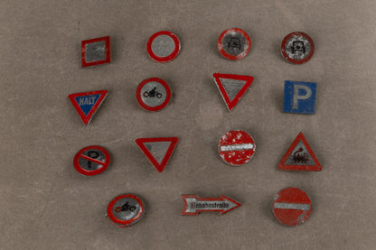 WW2 Tysk WHW Lot. 15 stk. Original.