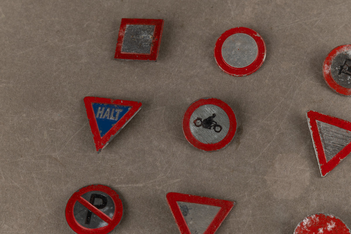WW2 Tysk WHW Lot. 15 stk. Original.