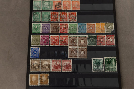 WW1/WW2 Tysk Frimærke Lot. Original.