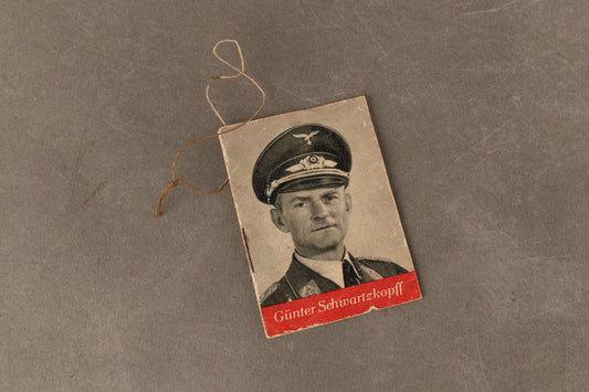 WW2 Tysk WHW Minibog. Original.
