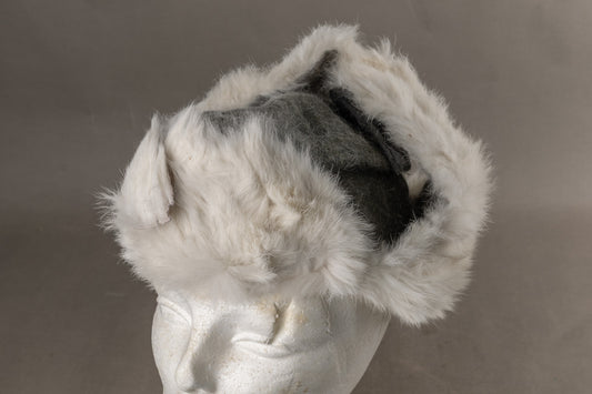 WW2 Tysk Heer Vinter Pelshue. Godt stemplet. Original.