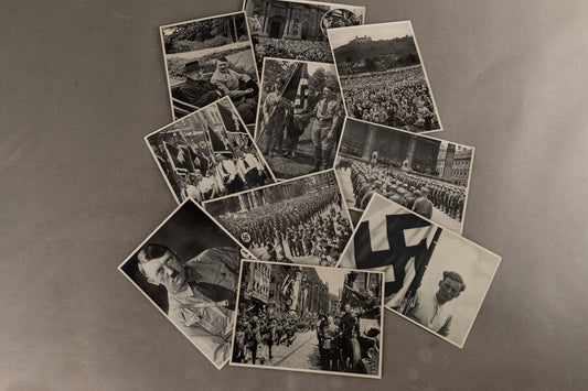 WW2 Tysk "Cigaretten Album" Billeder. 10 stk. 12x17 cm. Gode motiver. Original.